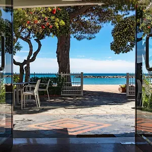 3* Hotel Piccolo Le Palme